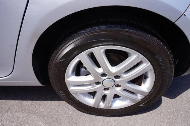 used 2007 Volkswagen Rabbit car, priced at $6,998