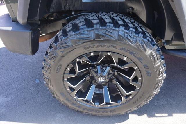 used 2015 Jeep Wrangler Unlimited car, priced at $23,998