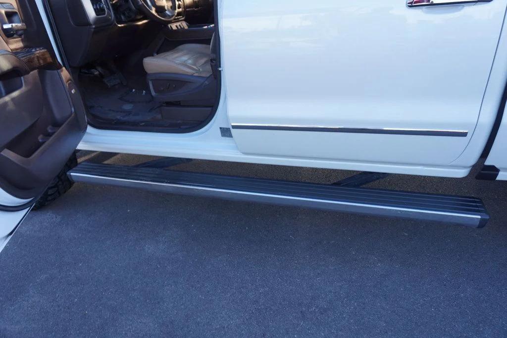 used 2017 GMC Sierra 1500 car, priced at $29,998