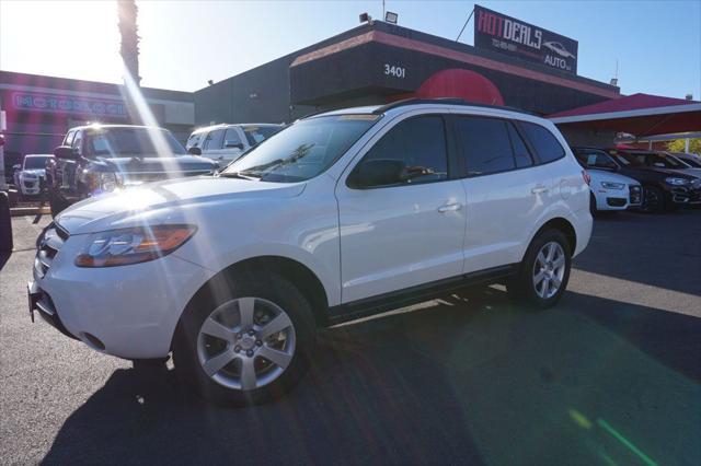 used 2009 Hyundai Santa Fe car, priced at $7,998