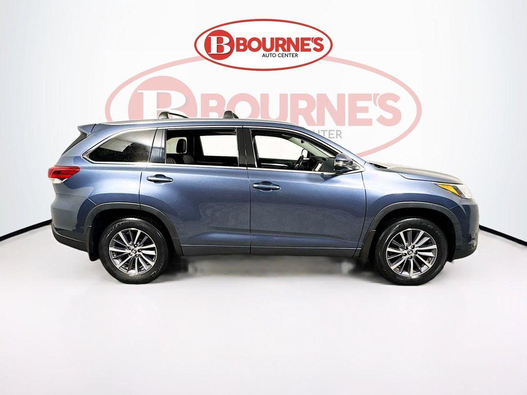 used 2018 Toyota Highlander car, priced at $28,590