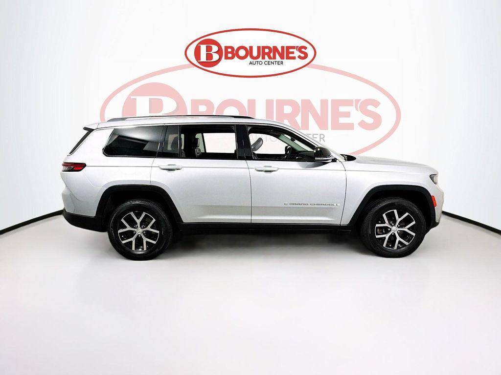 used 2023 Jeep Grand Cherokee L car, priced at $28,990