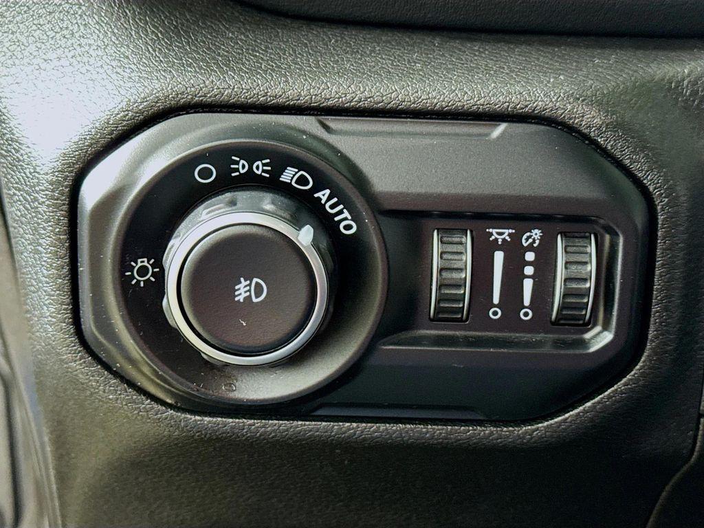 used 2019 Jeep Wrangler Unlimited car, priced at $27,990