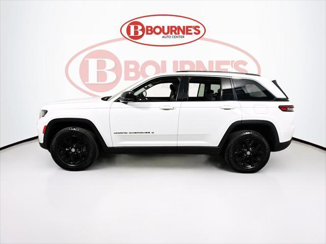 used 2022 Jeep Grand Cherokee car, priced at $31,390