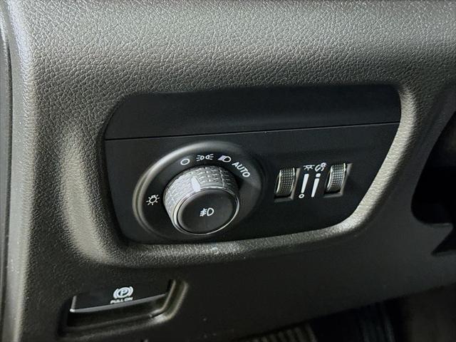 used 2022 Jeep Grand Cherokee car, priced at $31,390