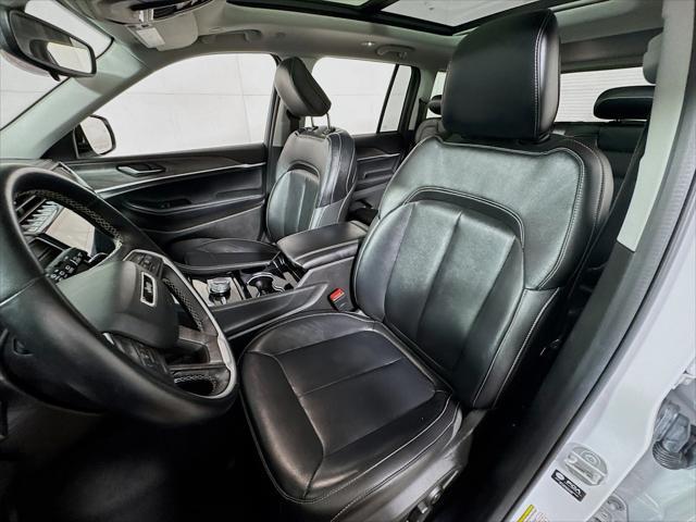 used 2022 Jeep Grand Cherokee car, priced at $31,390