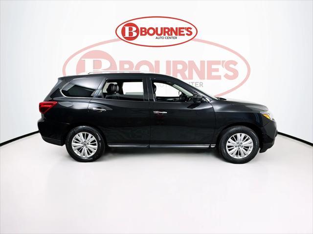 used 2019 Nissan Pathfinder car, priced at $19,590