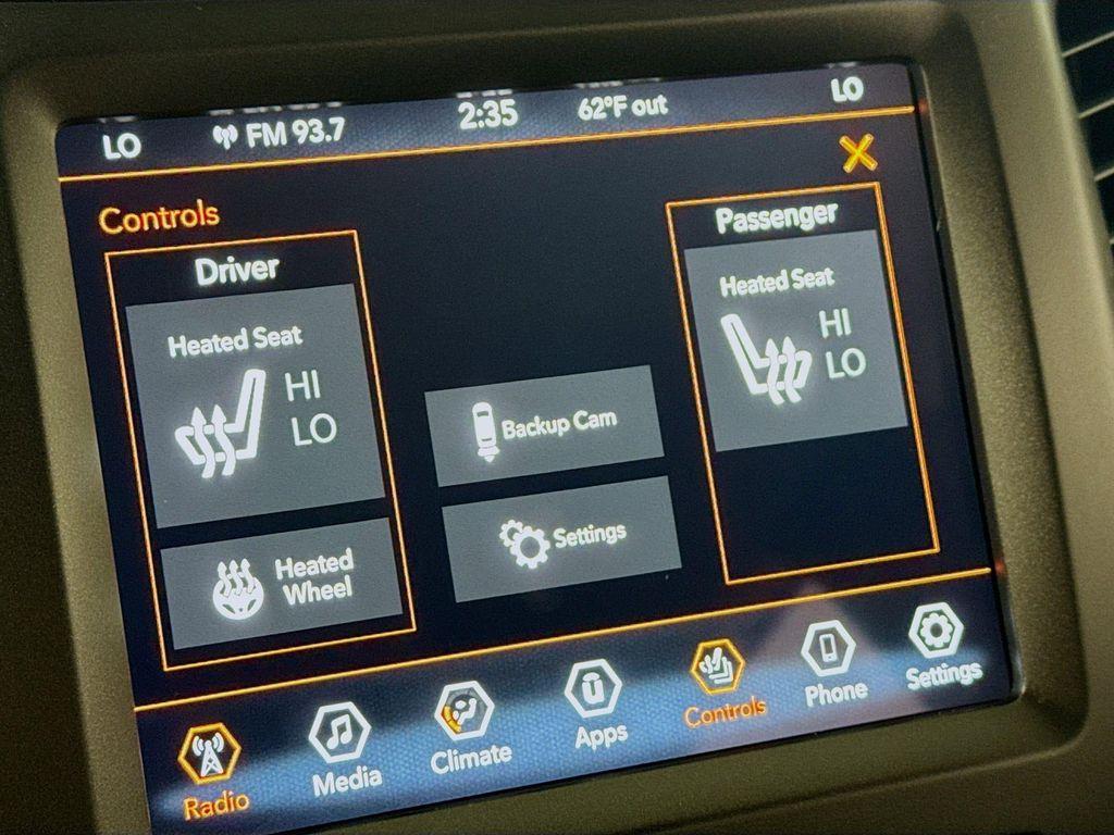 used 2022 Jeep Cherokee car, priced at $25,990