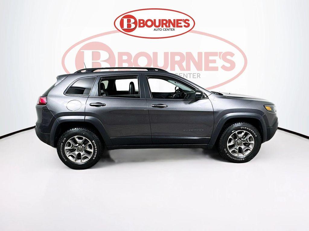 used 2022 Jeep Cherokee car, priced at $25,990