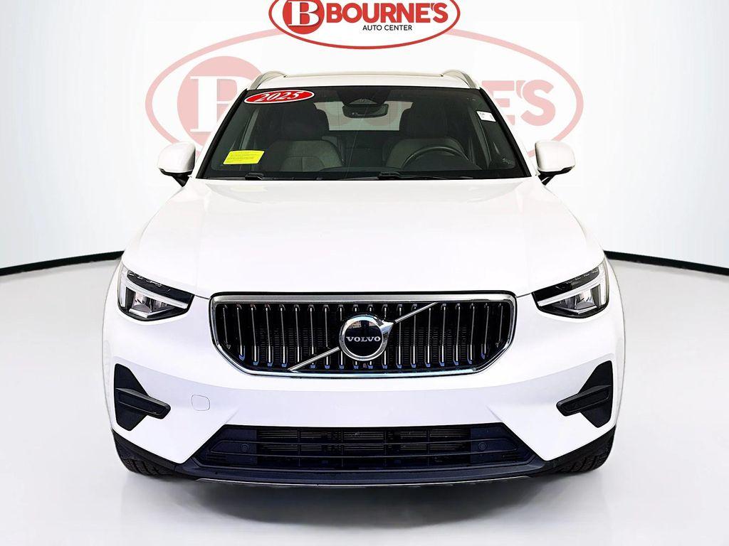 used 2025 Volvo XC40 car, priced at $27,690
