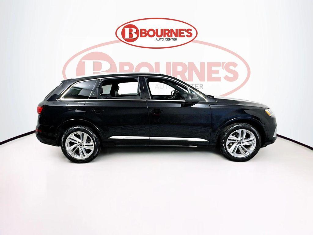 used 2023 Audi Q7 car, priced at $38,990