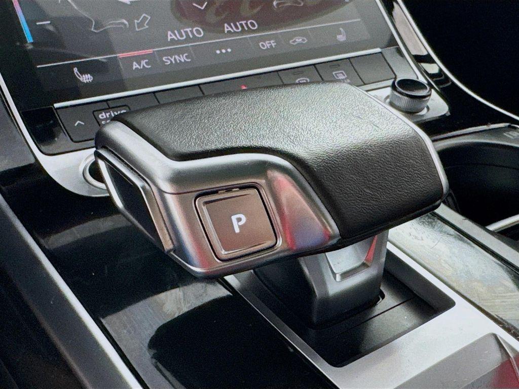 used 2023 Audi Q7 car, priced at $38,990