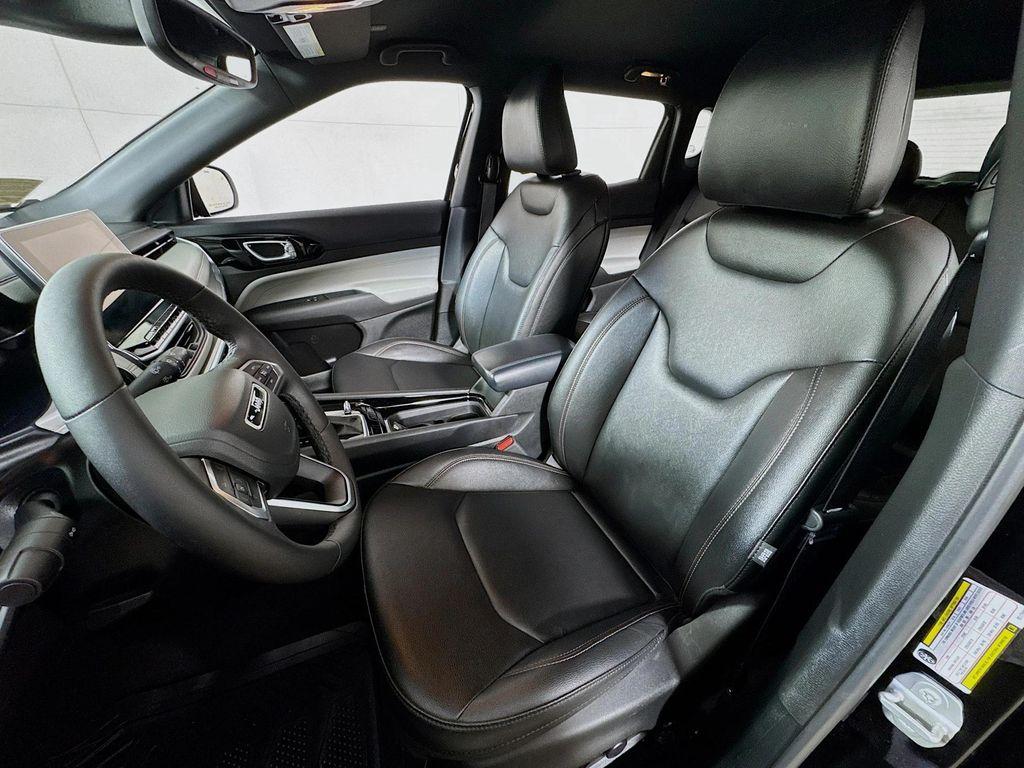 used 2024 Jeep Compass car, priced at $25,990