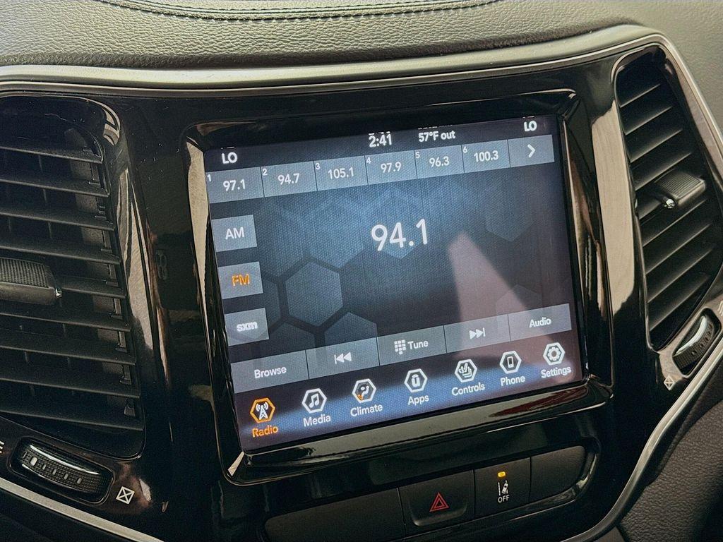 used 2022 Jeep Cherokee car, priced at $22,590