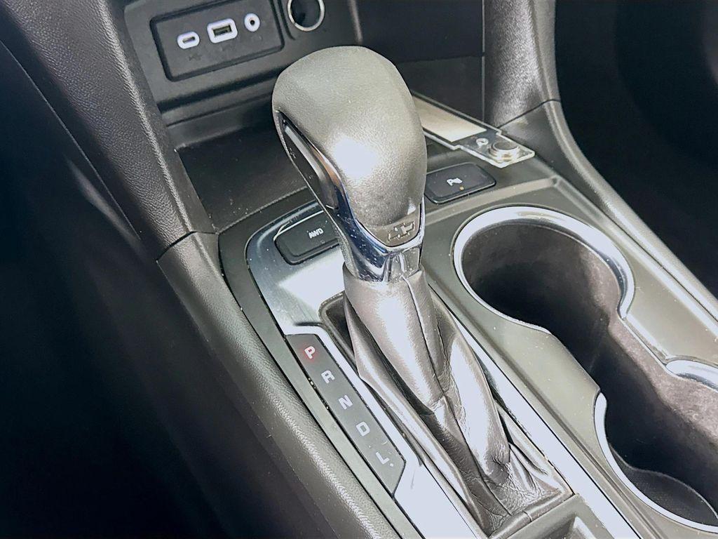 used 2022 Chevrolet Equinox car, priced at $19,890