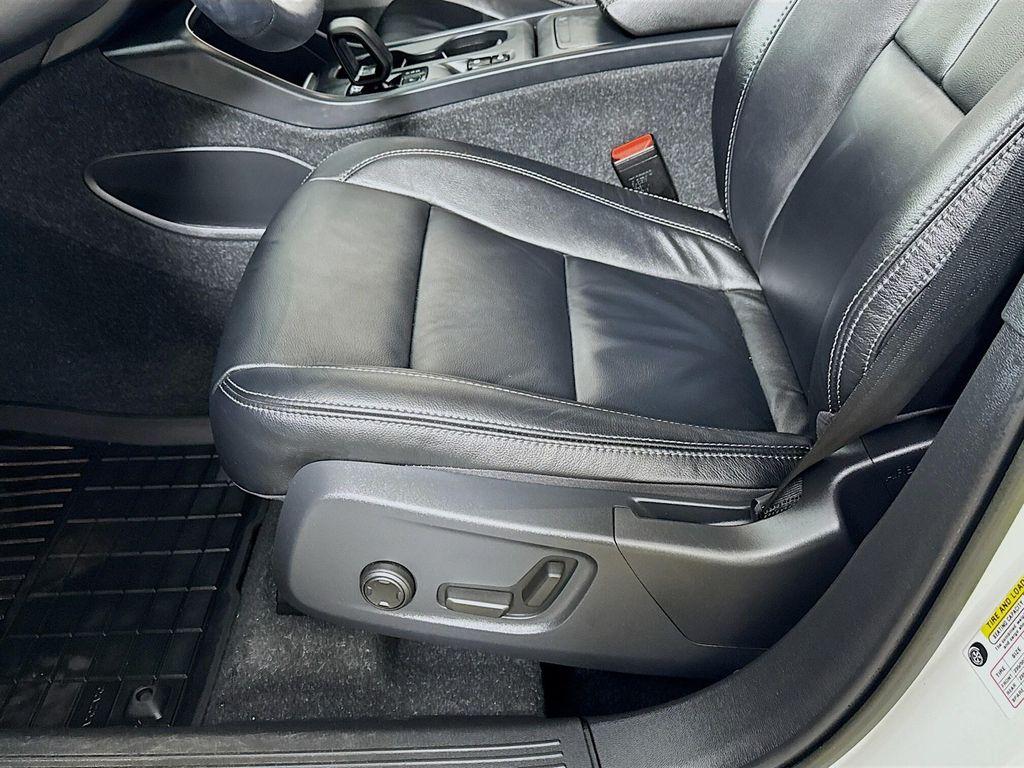 used 2023 Volvo XC40 car, priced at $26,990