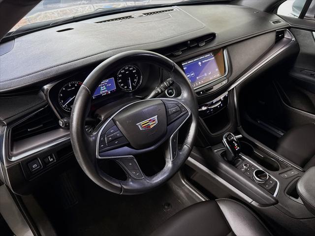 used 2022 Cadillac XT5 car, priced at $26,990