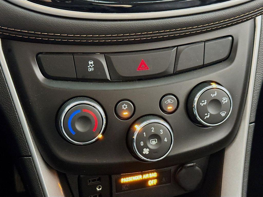 used 2021 Chevrolet Trax car, priced at $18,290