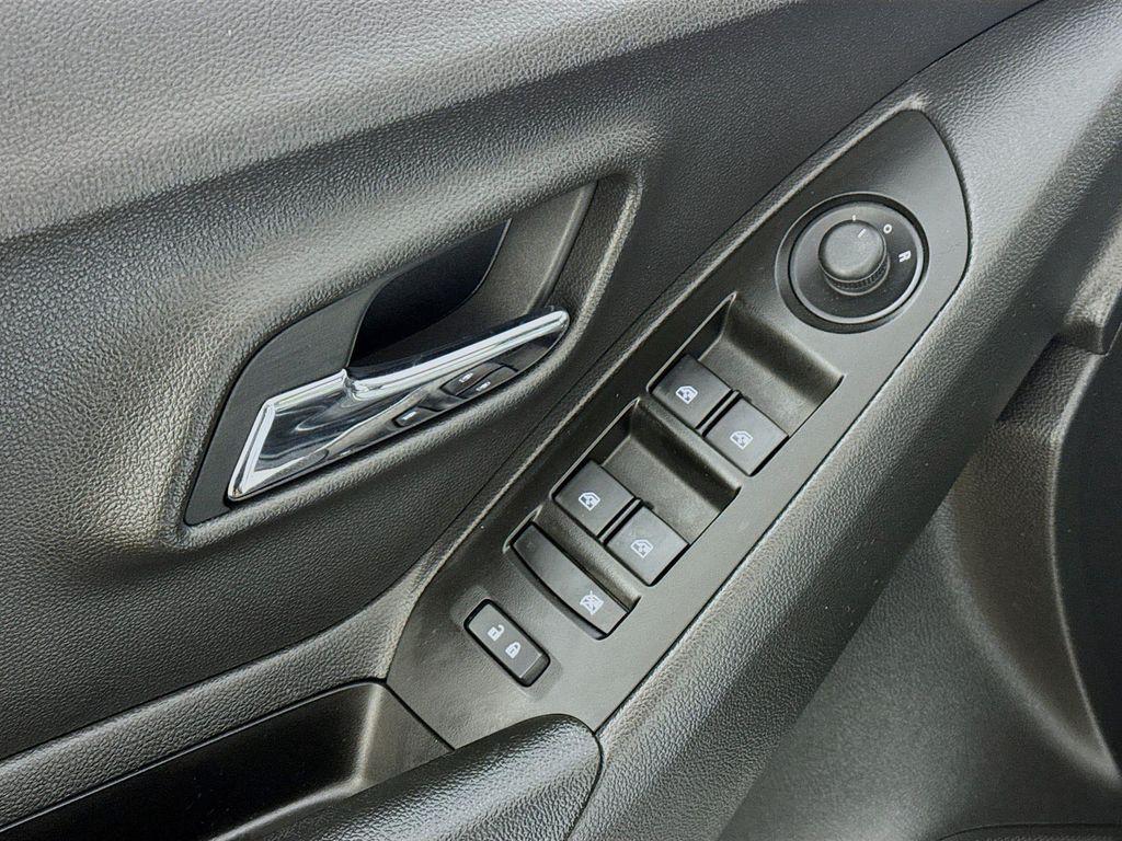 used 2021 Chevrolet Trax car, priced at $18,290