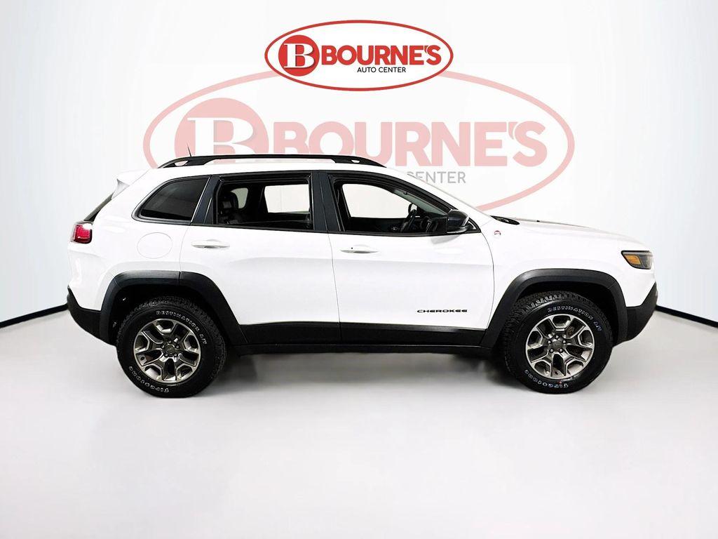 used 2022 Jeep Cherokee car, priced at $25,590