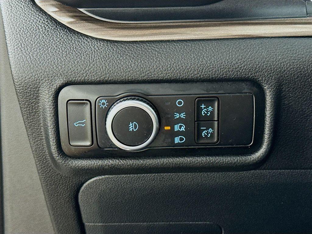 used 2023 Ford Explorer car, priced at $31,990