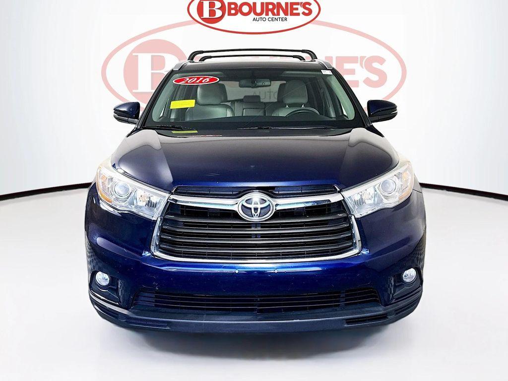 used 2016 Toyota Highlander car, priced at $16,990