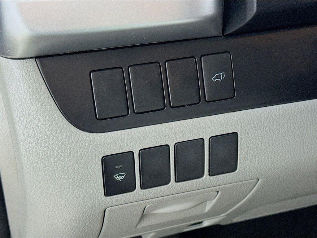 used 2016 Toyota Highlander car, priced at $16,990