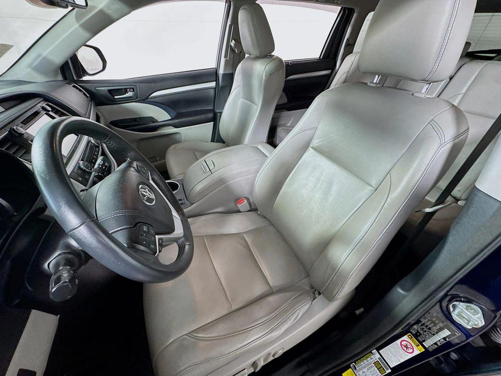 used 2016 Toyota Highlander car, priced at $16,990