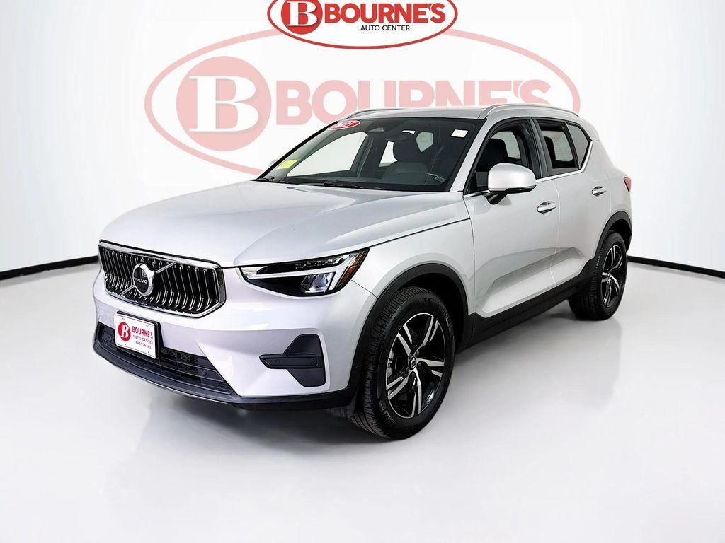 used 2025 Volvo XC40 car, priced at $26,990