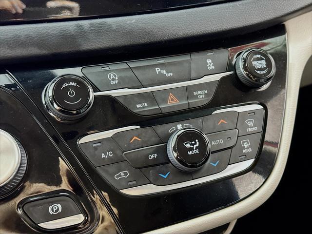 used 2020 Chrysler Pacifica car, priced at $19,690