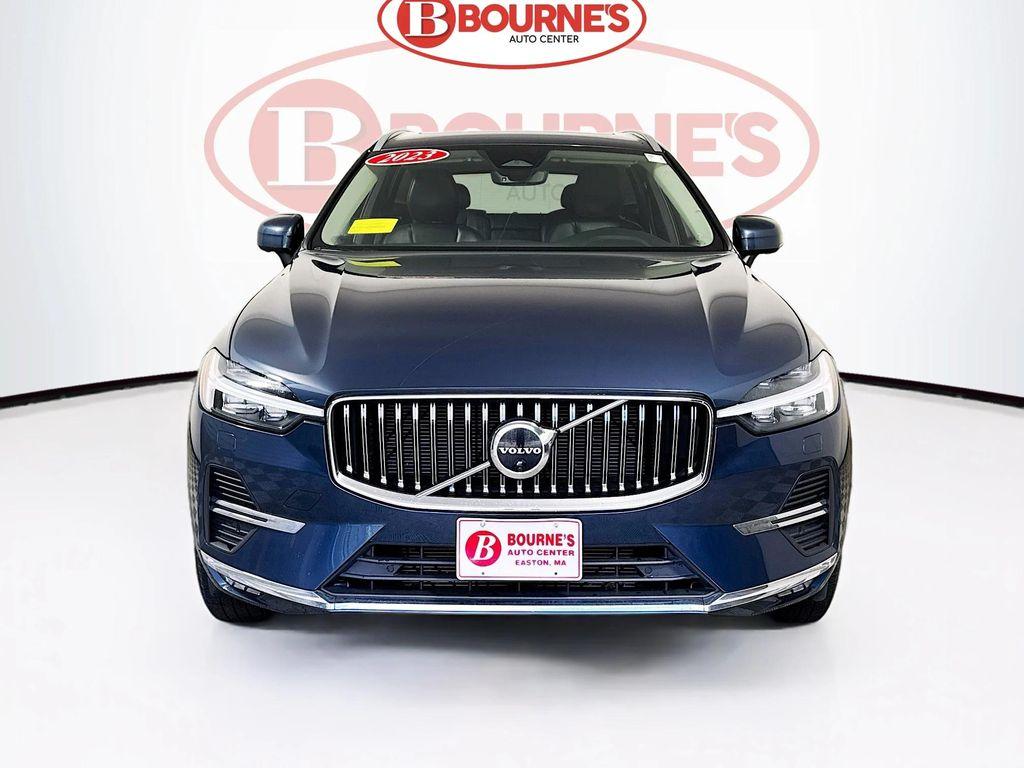 used 2023 Volvo XC60 car, priced at $35,990