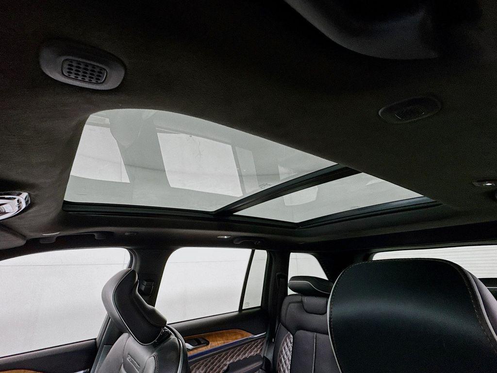 used 2022 Jeep Grand Cherokee car, priced at $37,990