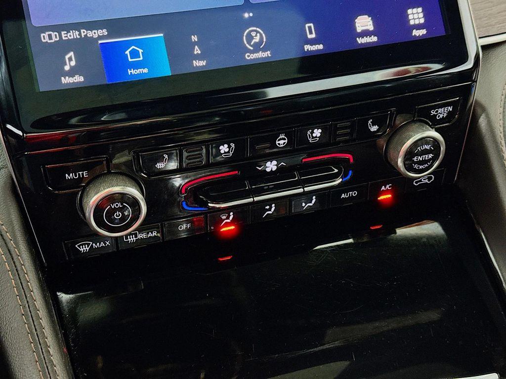 used 2022 Jeep Grand Cherokee car, priced at $37,990