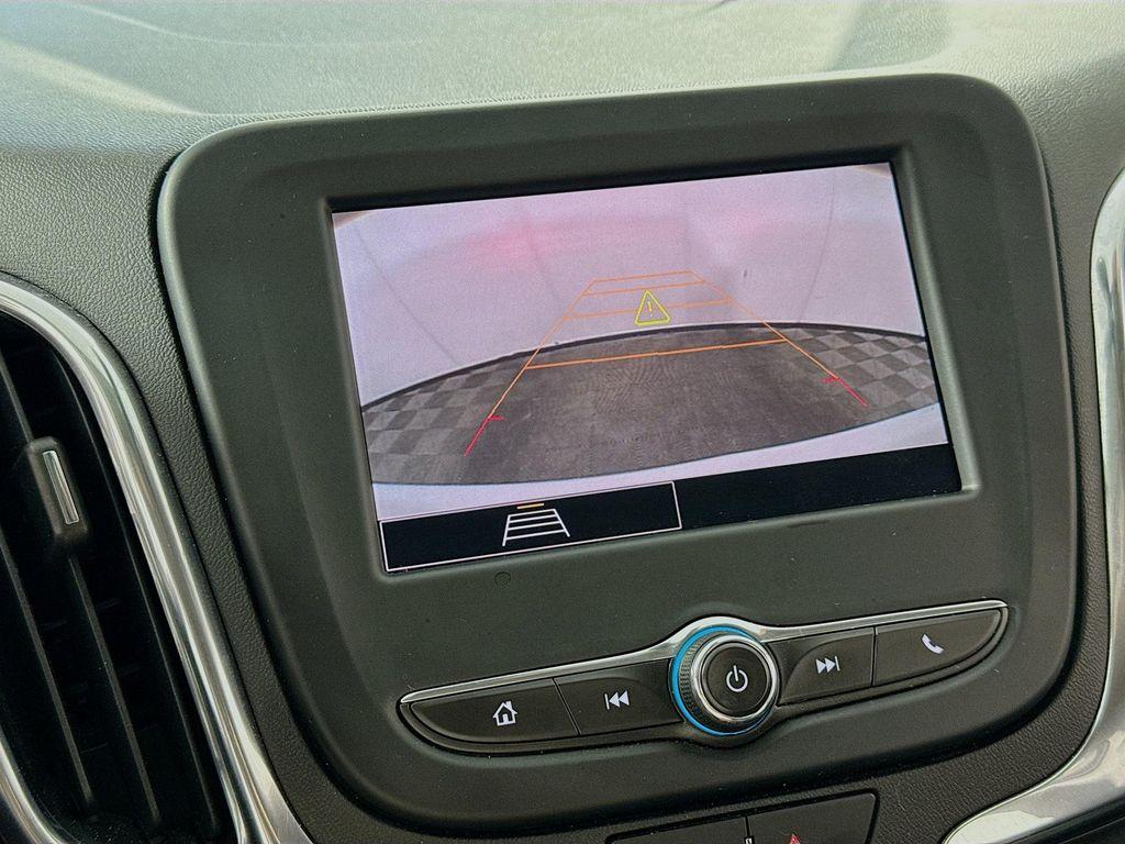 used 2022 Chevrolet Equinox car, priced at $22,490