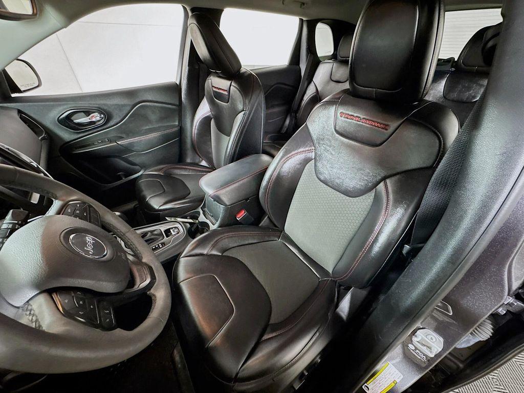 used 2022 Jeep Cherokee car, priced at $25,290