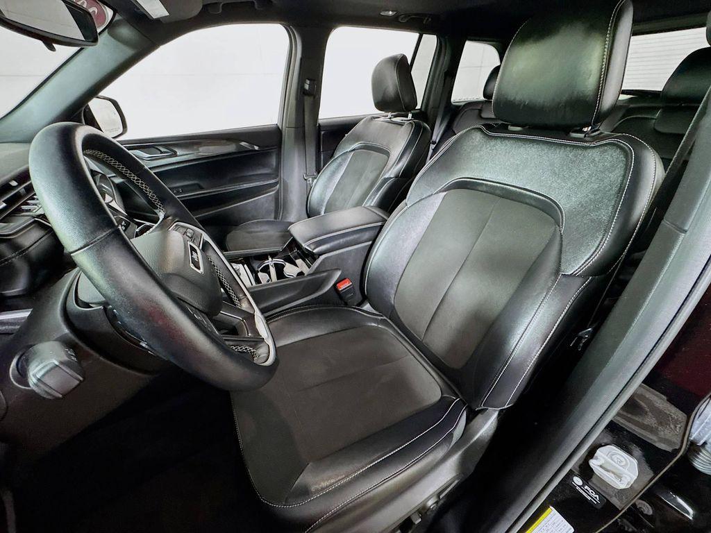 used 2022 Jeep Grand Cherokee car, priced at $33,390