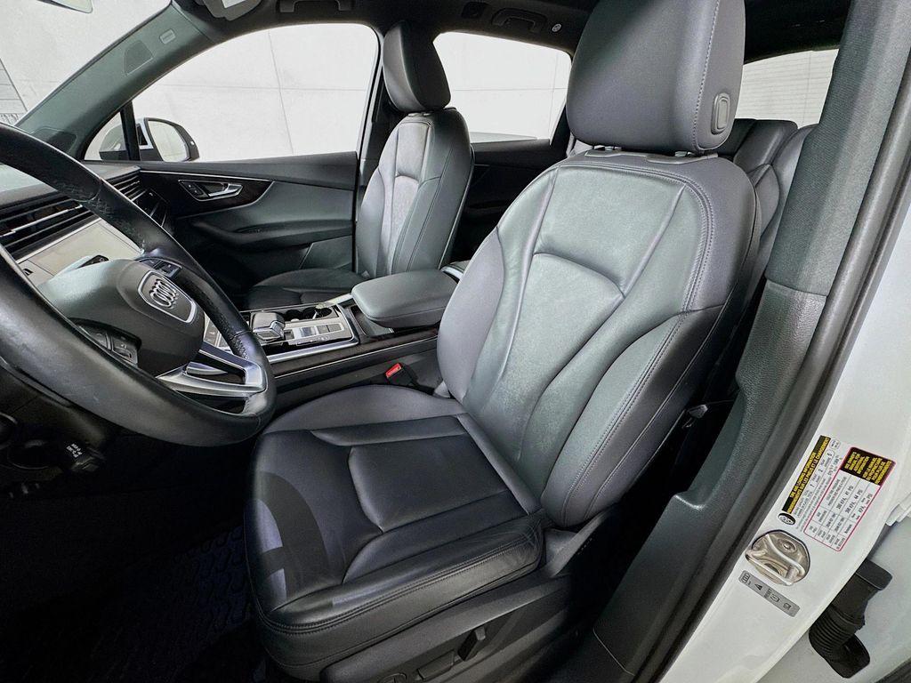 used 2022 Audi Q7 car, priced at $34,490