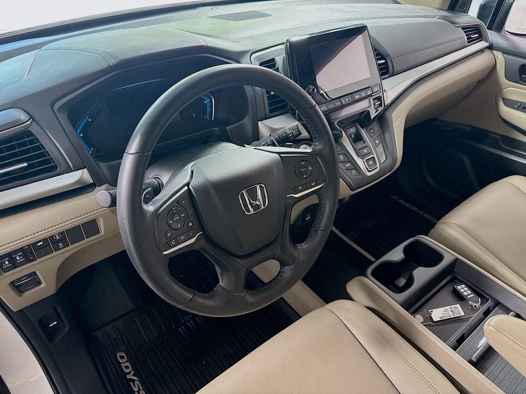 used 2023 Honda Odyssey car, priced at $31,990