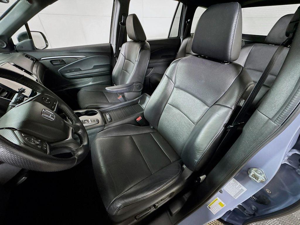 used 2022 Honda Passport car, priced at $28,990