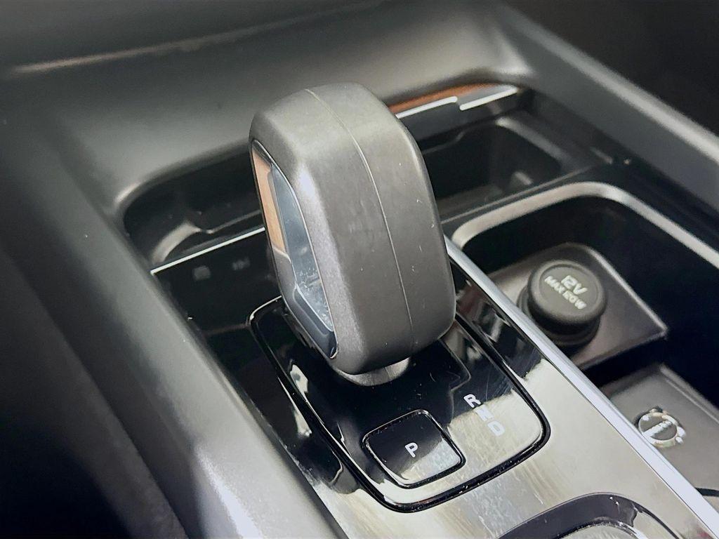 used 2023 Volvo XC60 car, priced at $36,890