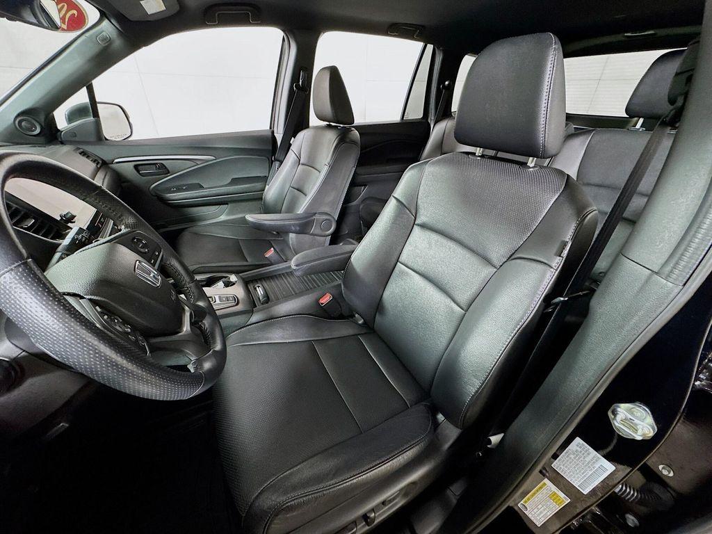 used 2022 Honda Passport car, priced at $29,990