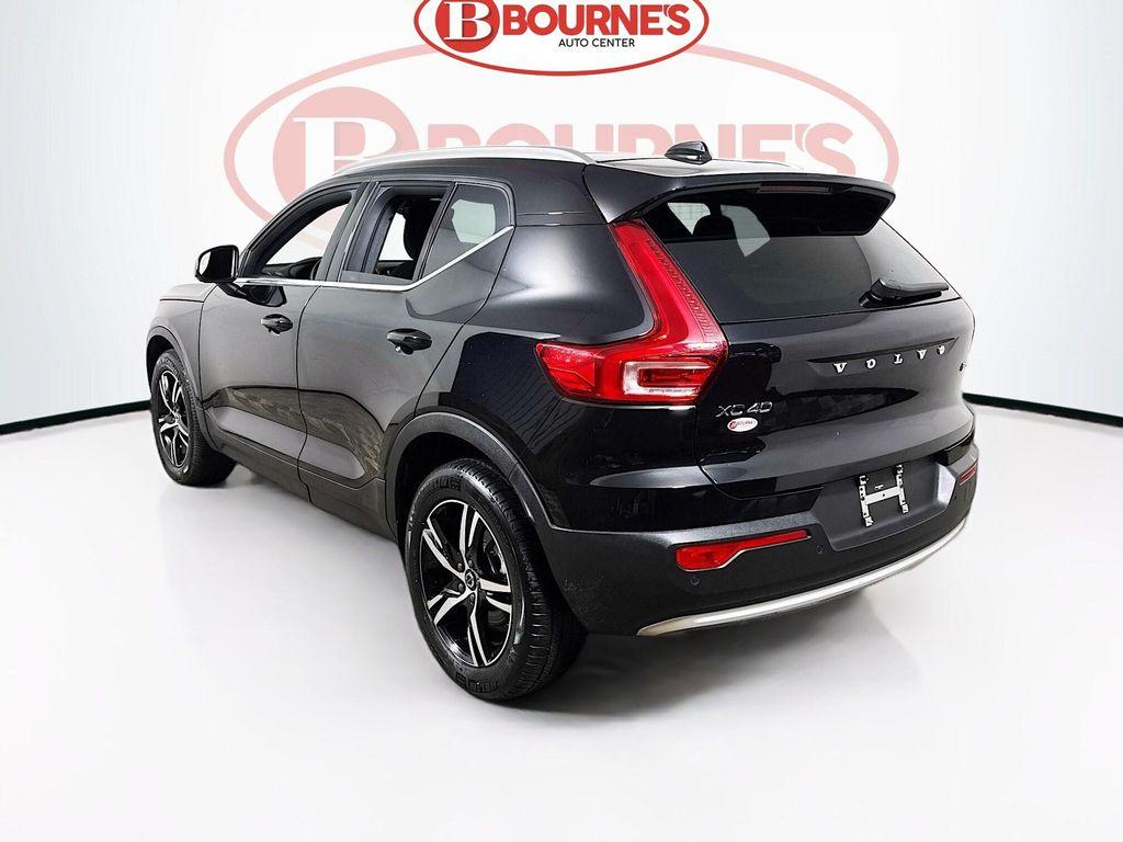 used 2025 Volvo XC40 car, priced at $26,990