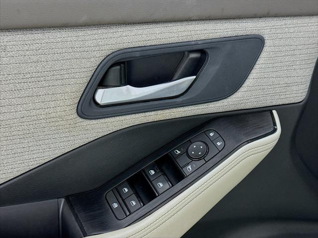 used 2022 Nissan Rogue car, priced at $23,290