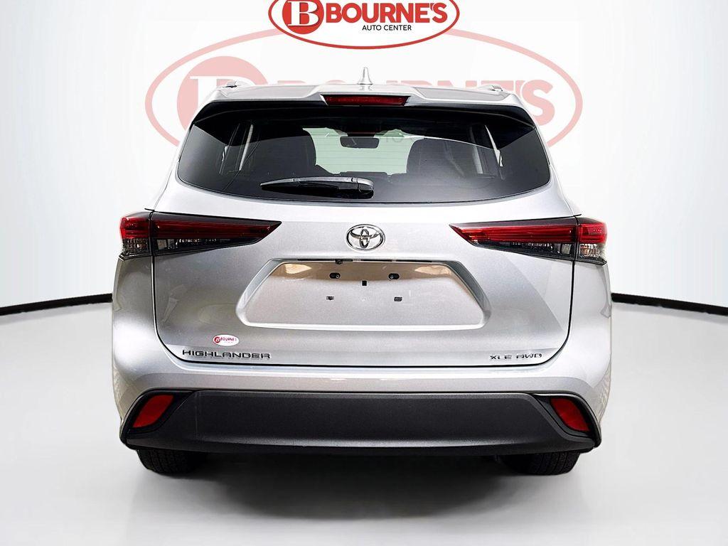 used 2021 Toyota Highlander car, priced at $28,890