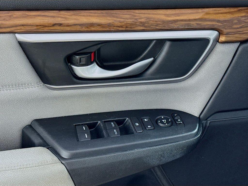 used 2022 Honda CR-V car, priced at $27,490