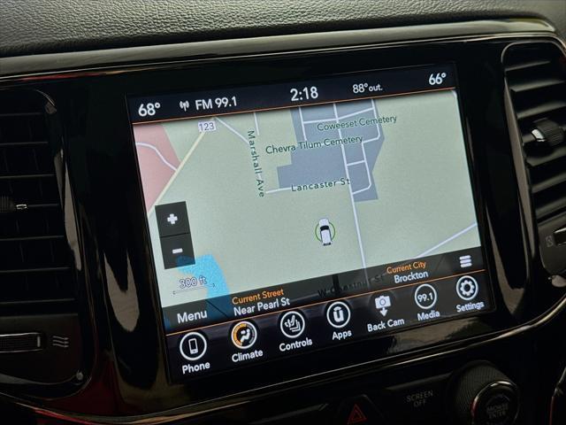 used 2021 Jeep Grand Cherokee car, priced at $27,990