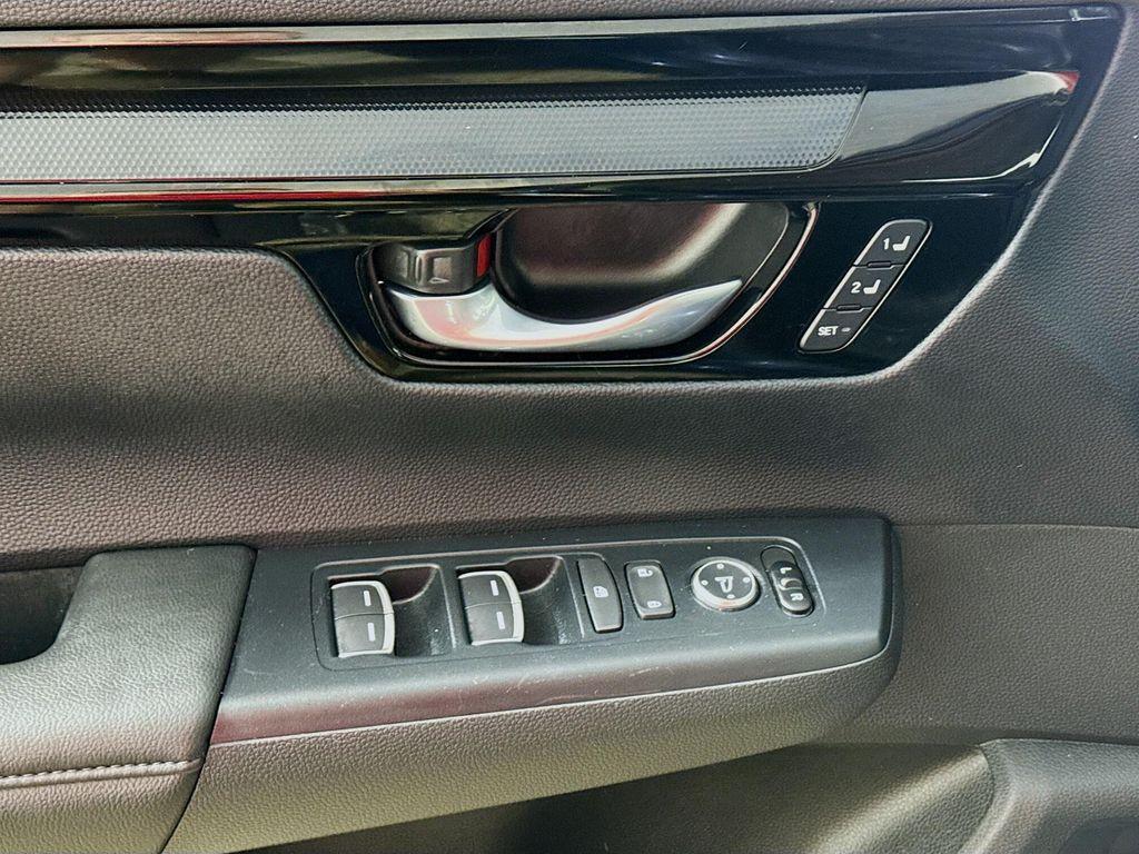used 2024 Honda CR-V car, priced at $33,490