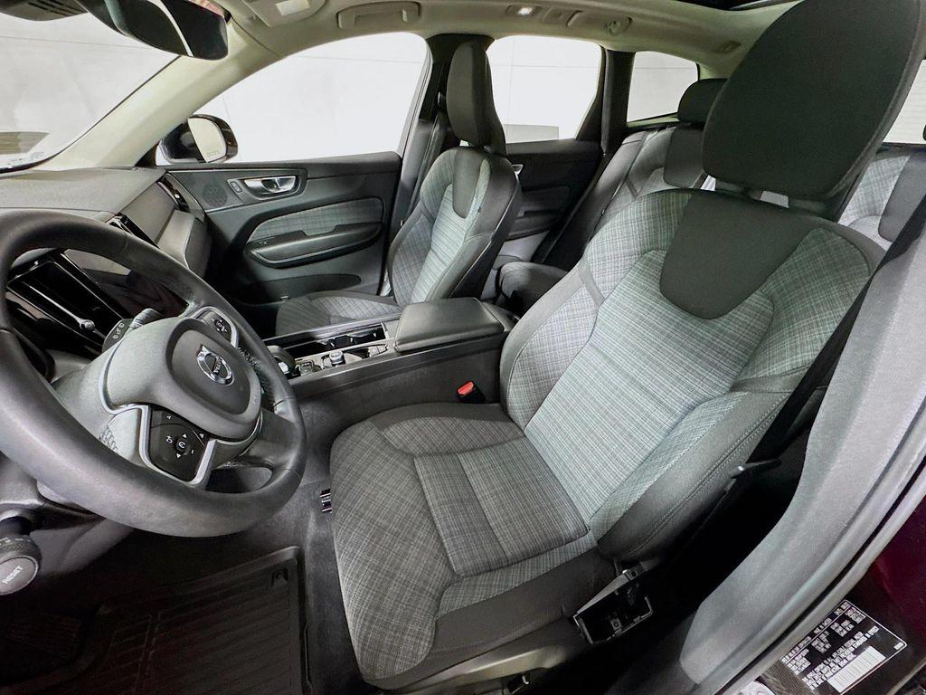 used 2023 Volvo XC60 car, priced at $32,590