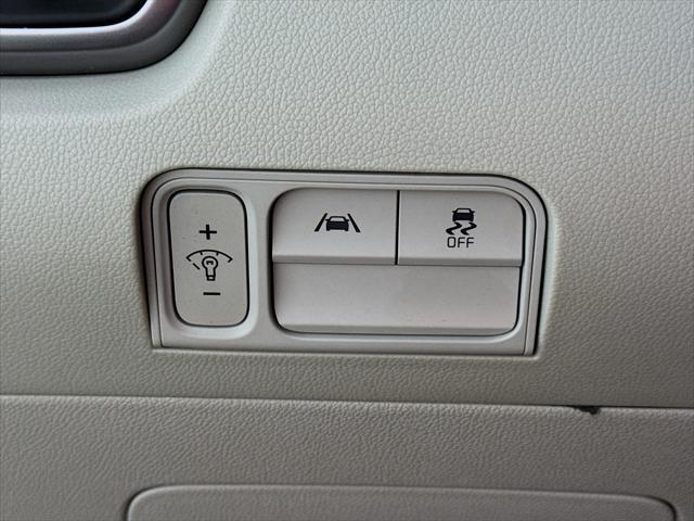 used 2022 Kia Sorento car, priced at $30,790