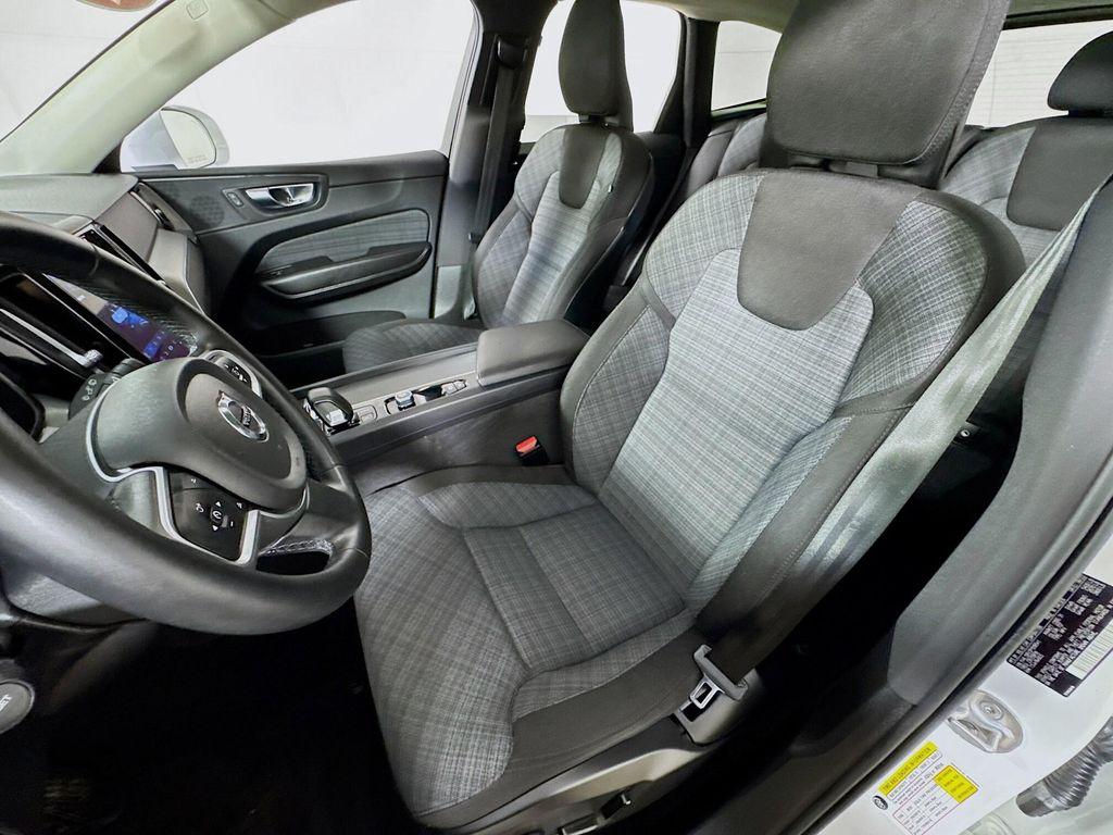 used 2023 Volvo XC60 car, priced at $32,990